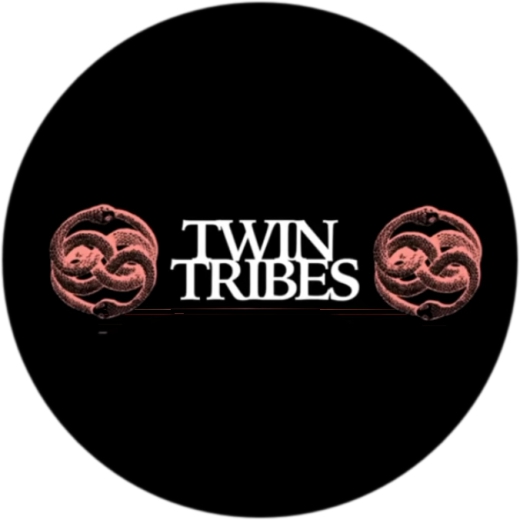 Twin Tribes Motiv 2 Anstecker mit Sicherheitsnadel Ø 25 mm