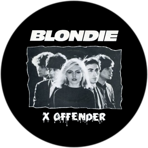 Blondie Motiv 7 Anstecker mit Sicherheitsnadel Ø 25 mm