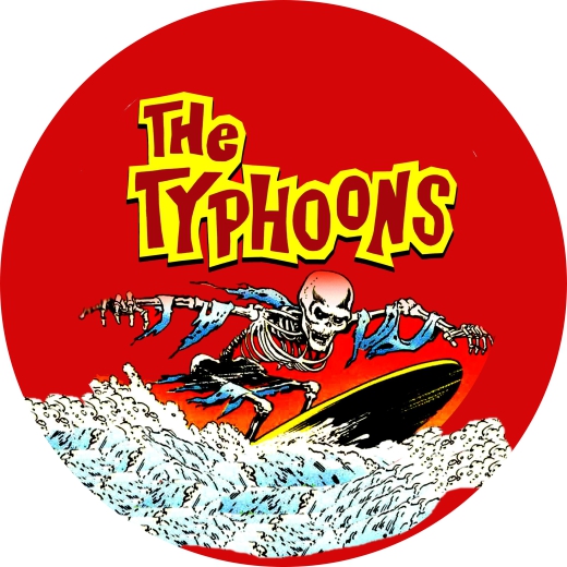 Typhhons, The Motiv 1 Anstecker mit Sicherheitsnadel Ø 25 mm