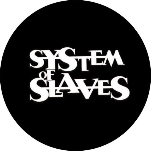 System Of Slaves Motiv 1 Anstecker mit Sicherheitsnadel Ø 25 mm