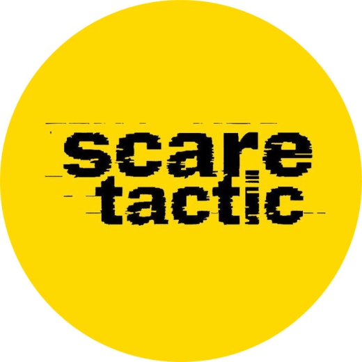 Scare Tactic Motiv 1 Anstecker mit Sicherheitsnadel Ø 25 mm