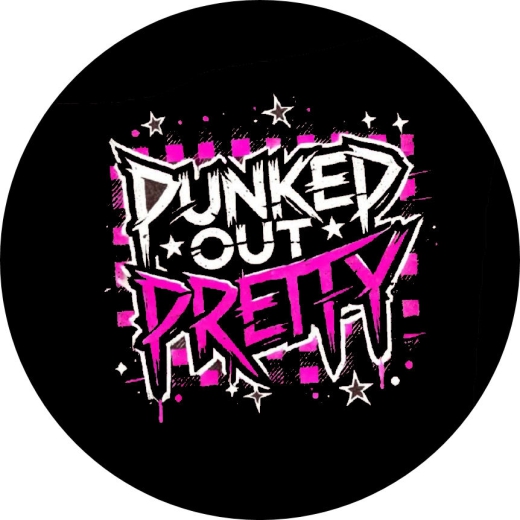 Punked Out Pretty Motiv 1 Anstecker mit Sicherheitsnadel Ø 25 mm
