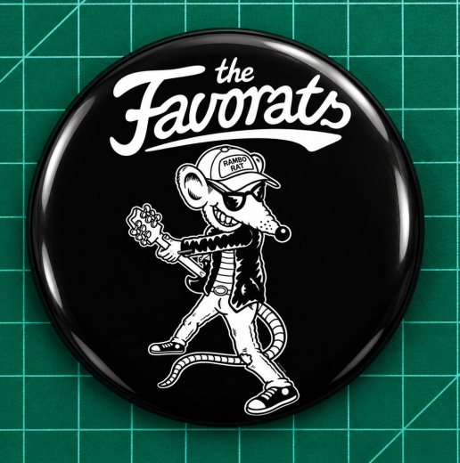 Favorats, The Favorats Motiv 1 Anstecker mit Sicherheitsnadel Ø 25 mm