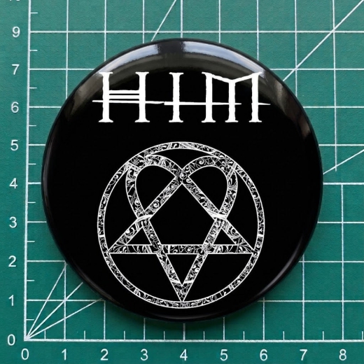HIM Motiv 2 Anstecker mit Sicherheitsnadel Ø 25 mm