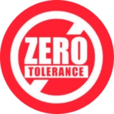 Zero Tolerance Motiv 1 Anstecker mit Sicherheitsnadel Ø 25mm