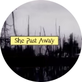 She Past Away Motiv 1 Anstecker mit Sicherheitsnadel Ø 25 mm