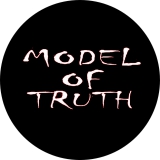 Model Of Truth Motiv 2 Anstecker mit Sicherheitsnadel Ø 25 mm