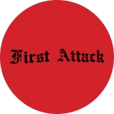 First Attack Motiv 2 Anstecker mit Sicherheitsnadel Ø 25 mm