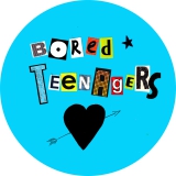 Bored Teenagers Motiv 2 Anstecker mit Sicherheitsnadel Ø 25 mm