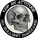 Cop An Attitude Motiv 2 Anstecker mit Sicherheitsnadel Ø 25 mm