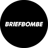 Briefbombe Motiv 2 Anstecker mit Sicherheitsnadel Ø 25 mm