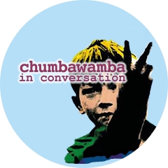 Chumbawamba Motiv 1 Anstecker mit Sicherheitsnadel Ø 25 mm