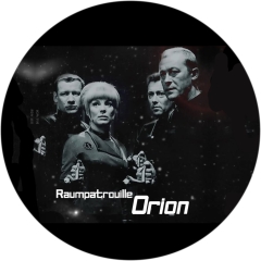 Raumpatrouille Orion Motiv 1 Anstecker mit Sicherheitsnadel Ø 25 mm