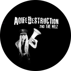 Aoife Destruction And The Nilz Motiv 3 Anstecker mit Sicherheitsnadel Ø 25 mm