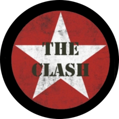 Sammler-Edition Clash, The Clash 17 Anstecker Ø 25mm + Flaschenöffner The Clash Ø 55mm