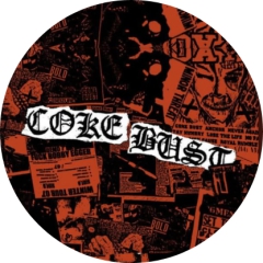 Coke Bust Motiv 1 Anstecker mit Sicherheitsnadel Ø 25 mm