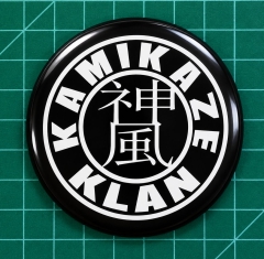 Kamikaze Klan Motiv 3 Anstecker mit Sicherheitsnadel Ø 25 mm