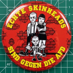Echte Skinheads sind gegen die AfD Motiv 1 Anstecker mit Sicherheitsnadel Ø 25 mm