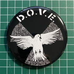 D.O.V.E. Motiv 1 Anstecker mit Sicherheitsnadel Ø 25 mm