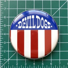 Devil Dogs Motiv A Anstecker mit Sicherheitsnadel Ø 25 mm