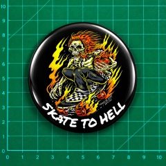 Skate To Hell Halloween Motiv 2 Anstecker mit Sicherheitsnadel Ø 25 mm
